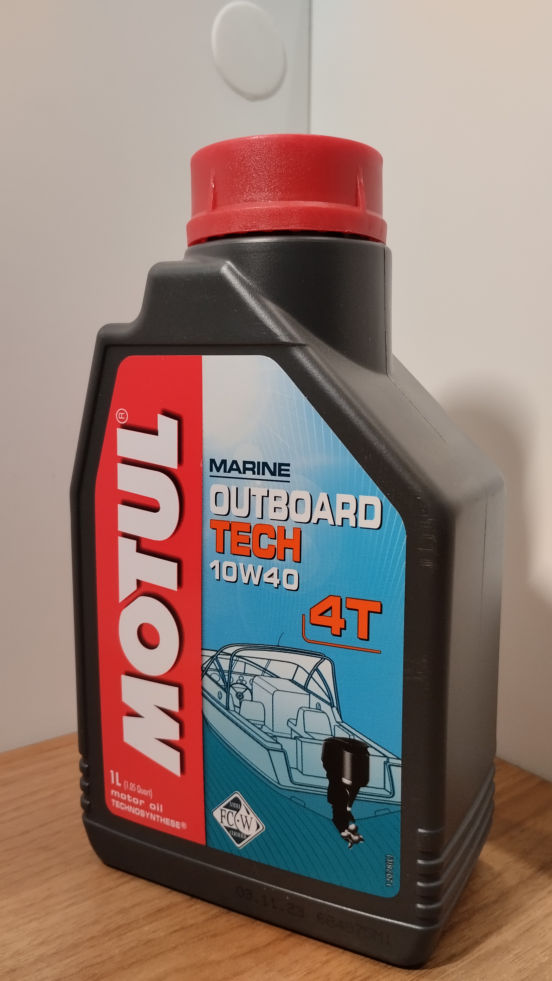   Motul Outboard TECH,  4T 10W40 (1 )    .  4